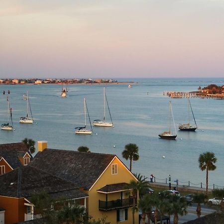 Updated Early 1900S 2Br Cottage Walking Distance To Downtown With Onsite Parking Saint Augustine Exterior foto
