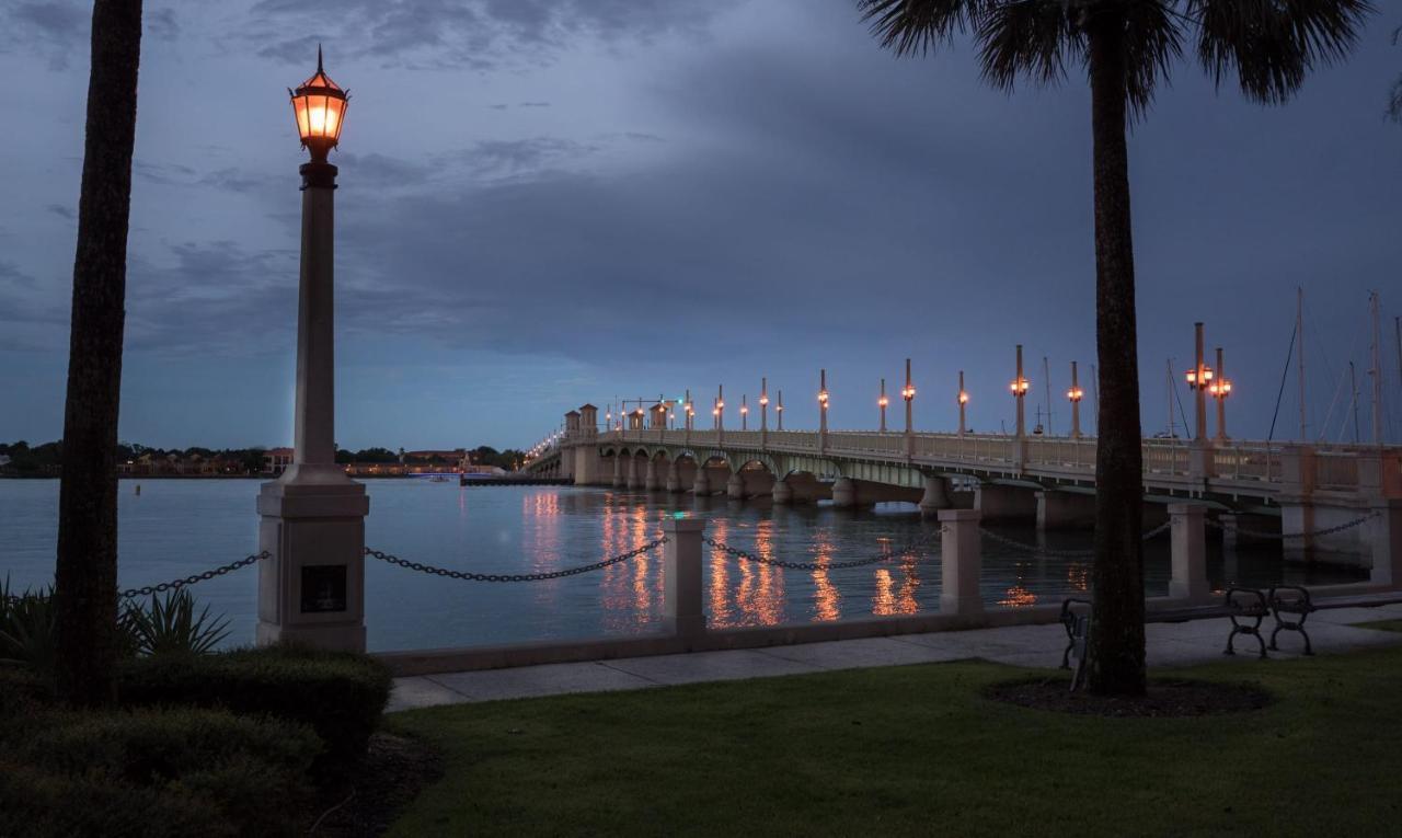 Updated Early 1900S 2Br Cottage Walking Distance To Downtown With Onsite Parking Saint Augustine Exterior foto